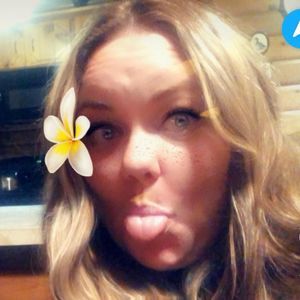 Meet your Posher, Lacey